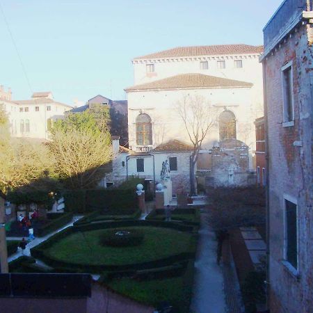 B&B Leonardo Venise Extérieur photo